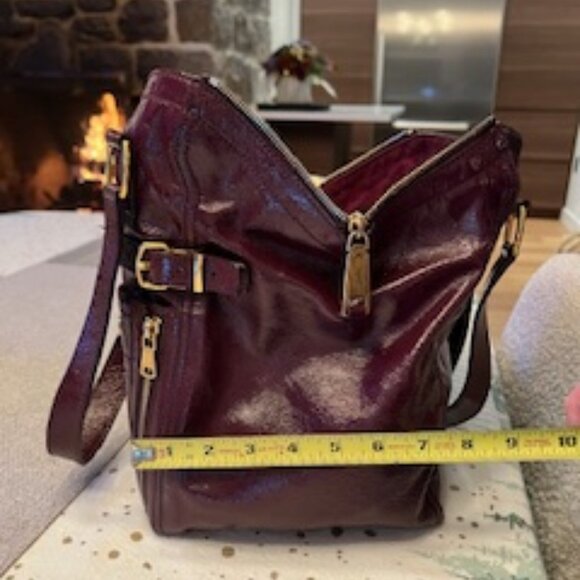 Yves Saint Laurent Rive Gauche Burgundy Patent Leather Sac Downtown Tote - Picture 5 of 14